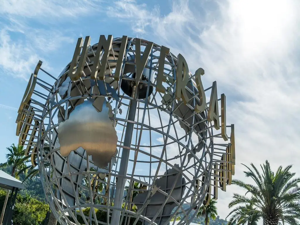 Tour of Universal Studios and Celebrity Homes