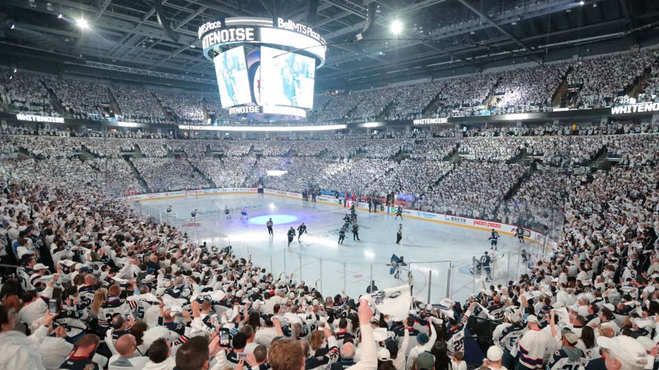 Winnipeg Jets vs Colorado Avalanche