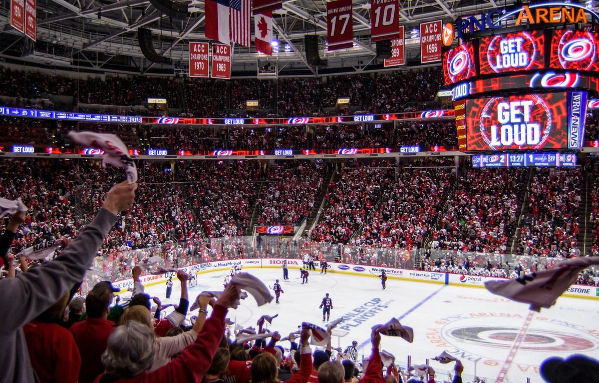 Paquete Carolina Hurricanes vs Washington Capitals