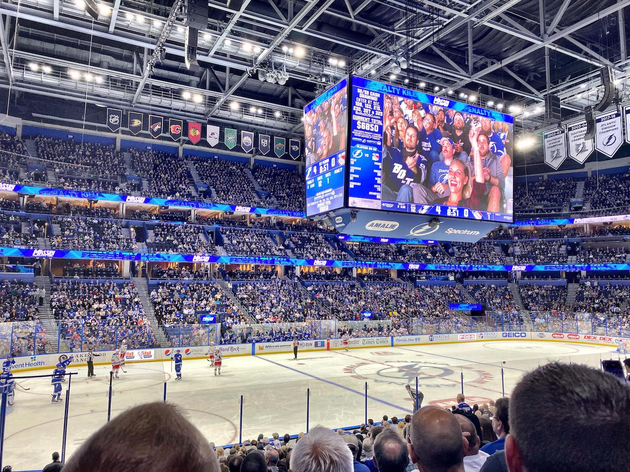 Tampa Bay Lightning vs Philadelphia Flyers